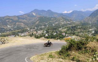 Driving around curves in India